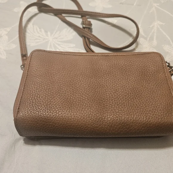 Bueno Brown Leather Crossbody Bag With Hand Strap - Picture 2 of 9